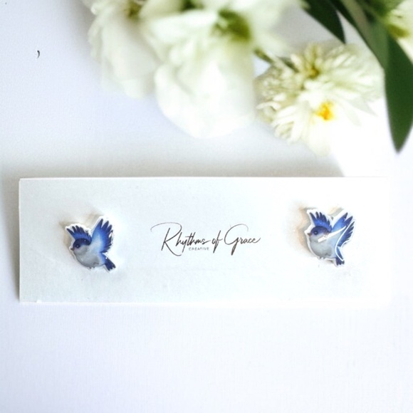 Spruce Up with Bluebird Bliss – Adorable Stud Earrings! NWT Bird Studs - Picture 8 of 8